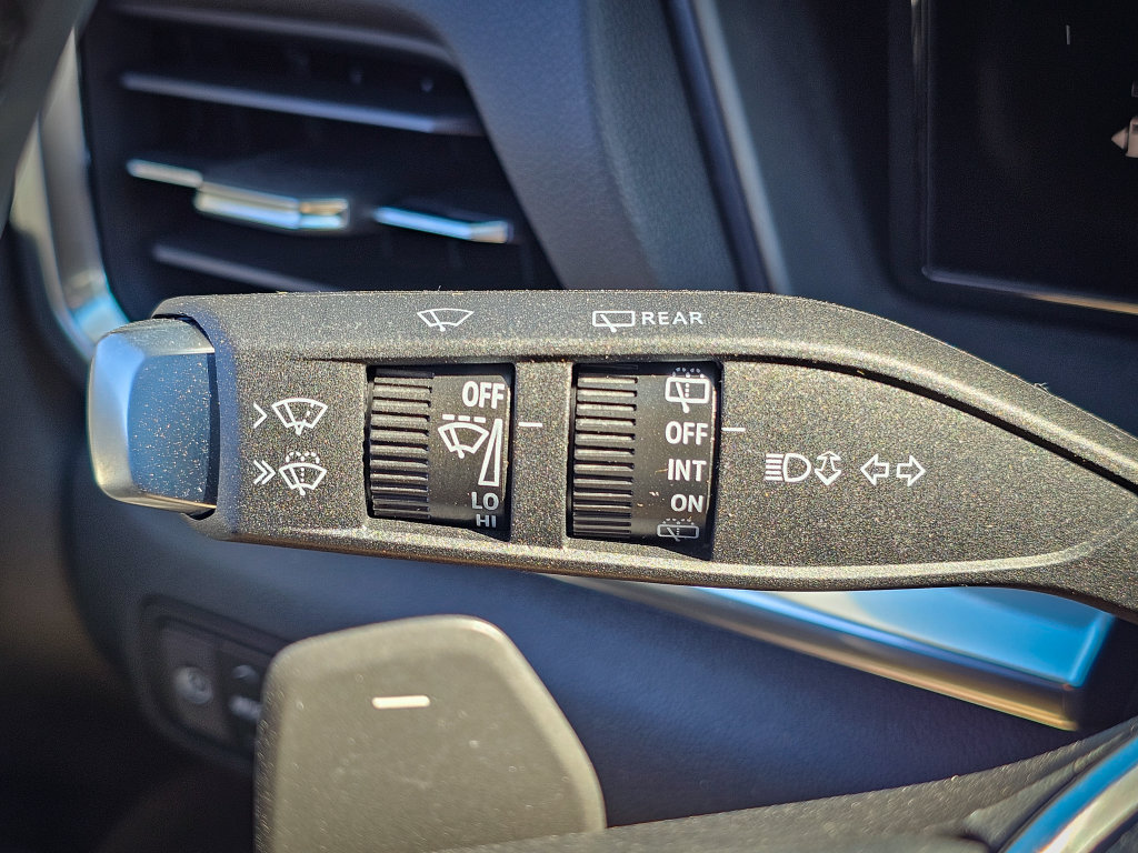 New 2027 GMC Terrain Elevation w/ Elevation Premium Package AWD/4WD image 19