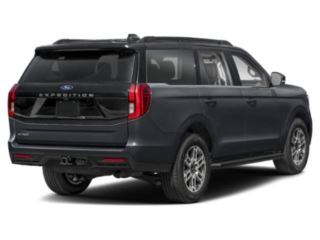 Used 2025 Ford Expedition Active AWD/4WD image 2