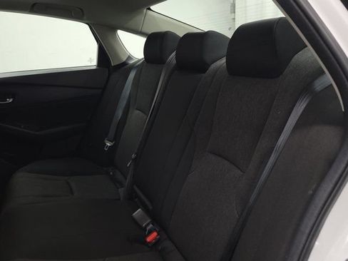 Certified 2025 Honda Accord SE image 10