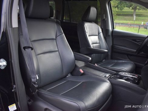 Used 2016 Honda Pilot Touring image 13