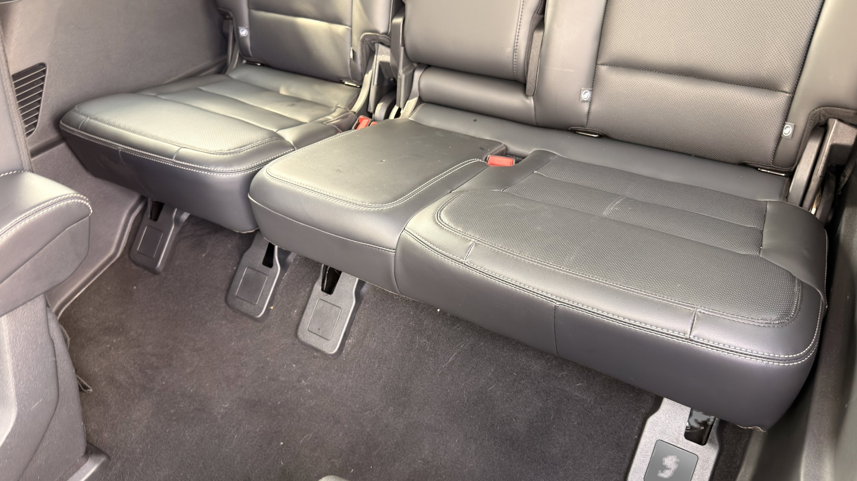 Used 2025 Ford Expedition Platinum AWD/4WD image 24