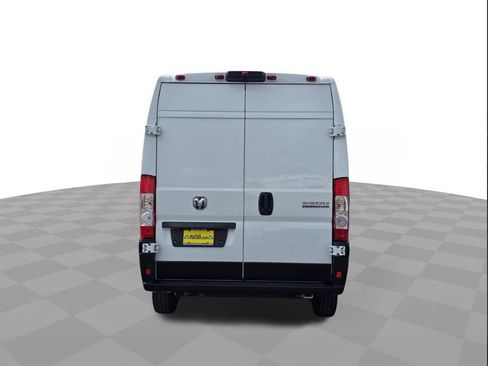 Used 2023 RAM ProMaster 2500 image 5