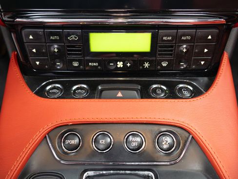 Used 2018 Maserati GranTurismo Sport image 37