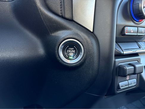 Used 2019 Chevrolet Silverado 1500 LT w/ All-Star Edition image 4