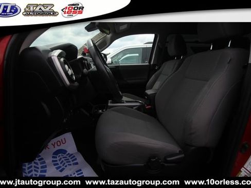 Used 2018 Toyota Tacoma SR5 RWD image 10