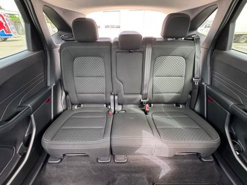 Used 2025 Ford Escape Active AWD/4WD image 25