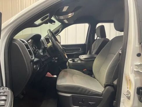 Used 2024 RAM 2500 Big Horn AWD/4WD image 12