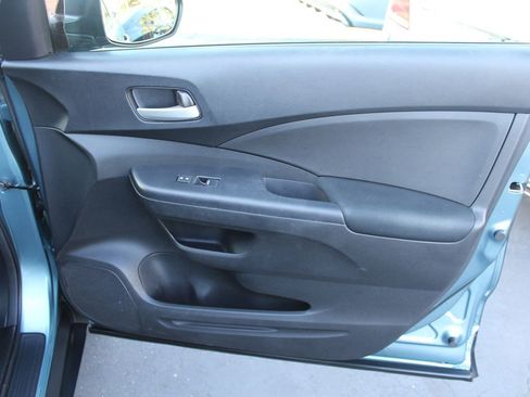 Used 2014 Honda CR-V LX image 17
