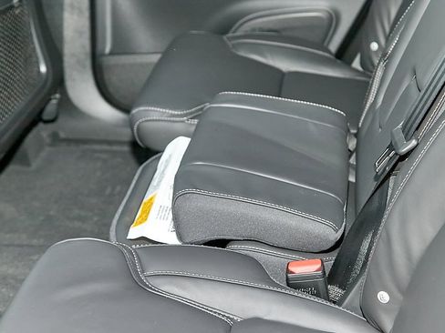 New 2026 Volvo XC90 B6 Ultra w/ Protection Package image 21