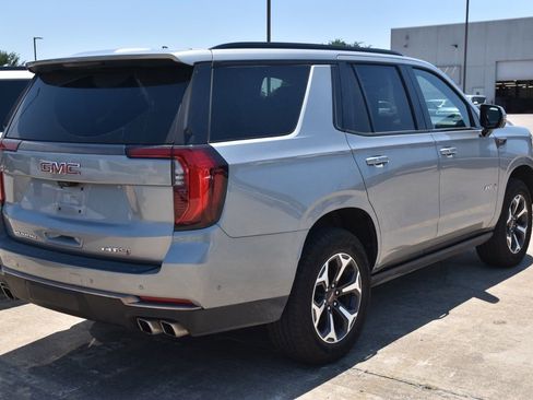 Used 2025 GMC Yukon AT4 Ultimate w/ LPO, Floor Liner Package AWD/4WD image 7