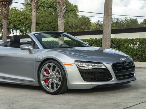 Used 2015 Audi R8 V10 image 12