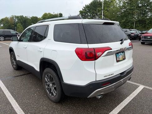 Used 2019 GMC Acadia SLT FWD image 3