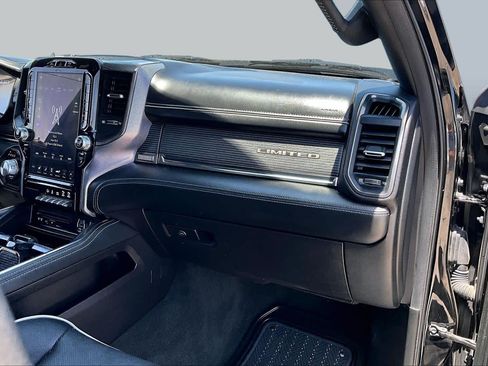 Used 2019 RAM 1500 Limited RWD image 18