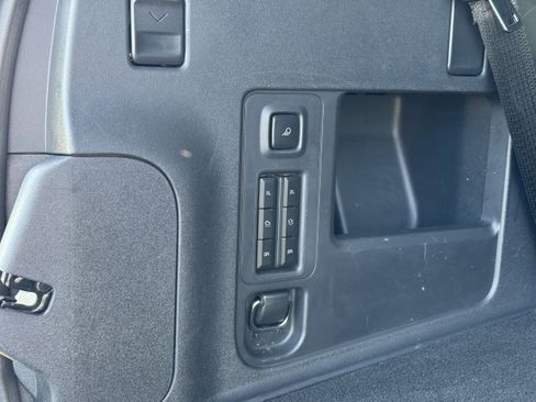 Used 2025 Ford Expedition Active AWD/4WD image 33