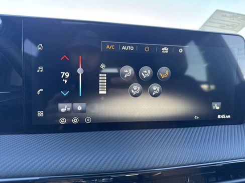 New 2026 Nissan Kicks SR w/ SR Premium Package AWD/4WD image 19
