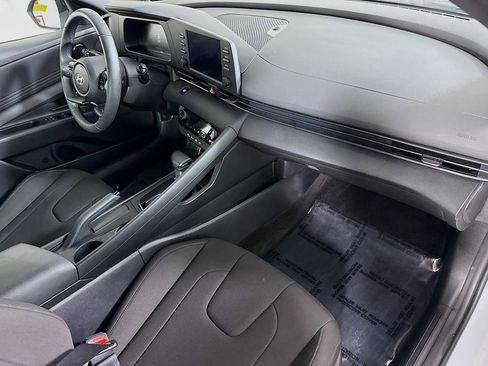 Certified 2025 Hyundai Elantra Sport w/ Cargo Package image 29