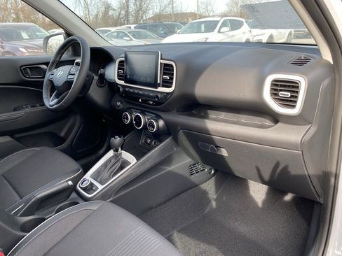 New 2026 Hyundai Venue SEL image 35