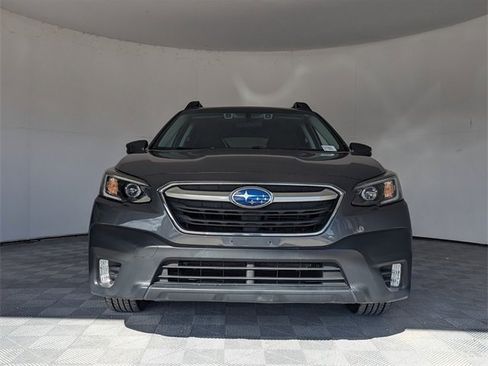 Certified 2021 Subaru Outback Premium image 3