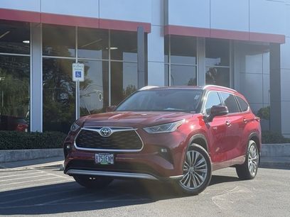 Certified 2020 Toyota Highlander Limited Platinum