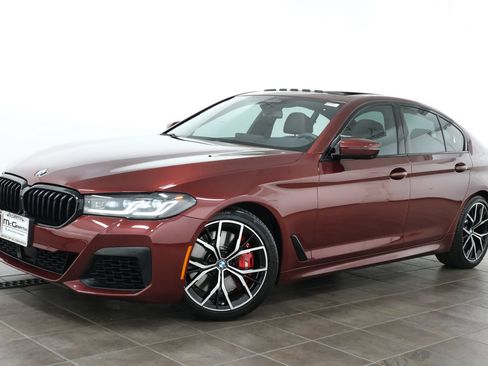 Used 2022 BMW M550i xDrive w/ Executive Package AWD/4WD image 1