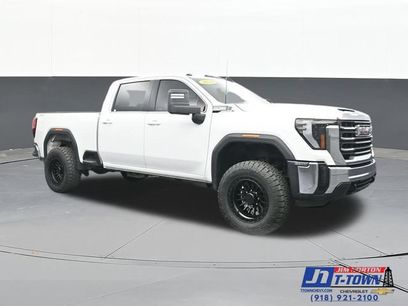 Used 2024 GMC Sierra 2500 SLE w/ SLE Convenience Package