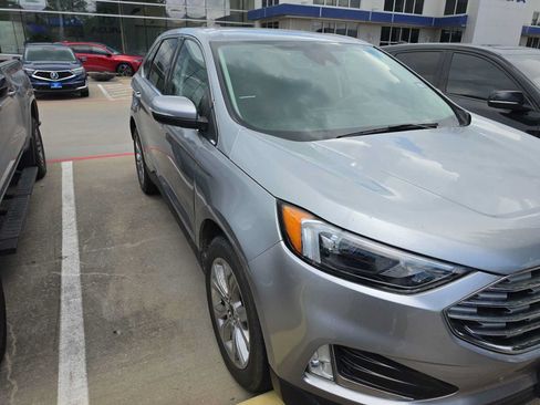 Used 2024 Ford Edge Titanium AWD/4WD image 3