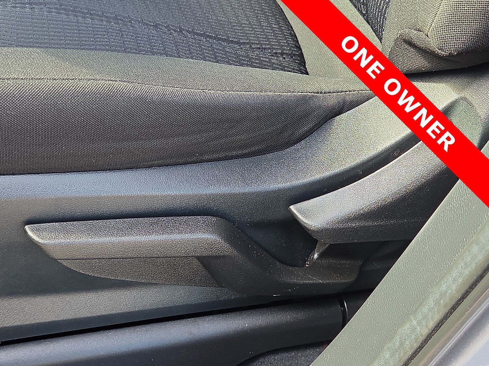 Used 2021 Subaru Ascent 8-Passenger AWD/4WD image 15