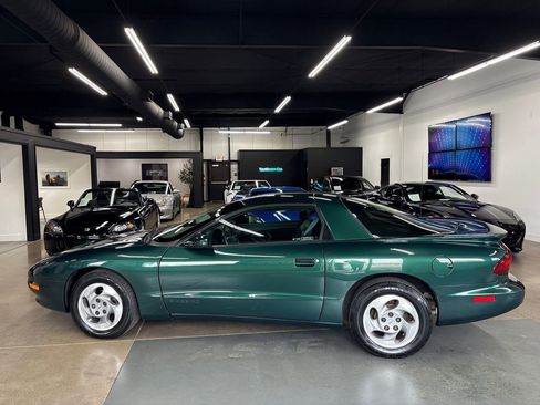 Used 1994 Pontiac Firebird Coupe image 6