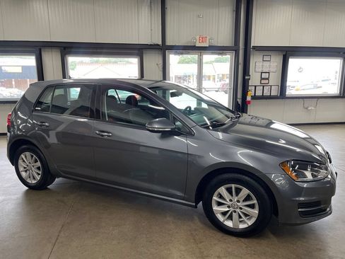 Used 2016 Volkswagen Golf S FWD image 20