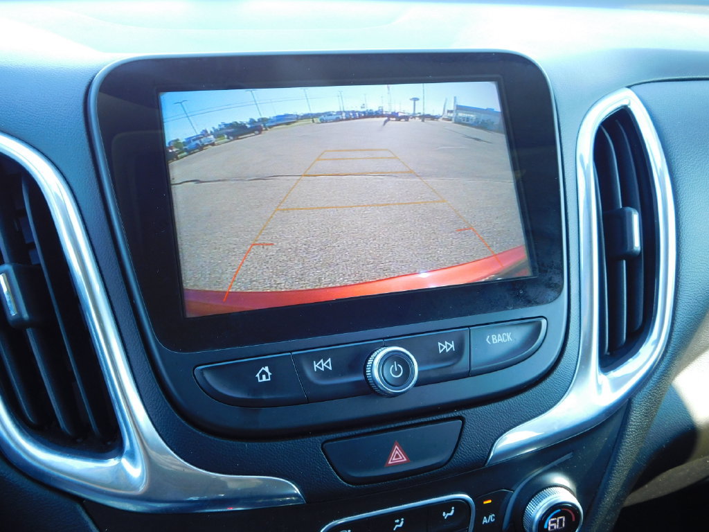 Used 2018 Chevrolet Equinox LT w/ LT True North Edition AWD/4WD image 38
