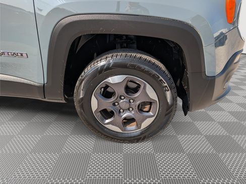 Used 2017 Jeep Renegade Sport w/ Power & Air Group AWD/4WD image 9