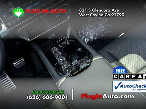 Used 2023 VinFast VF 8 Plus image 16