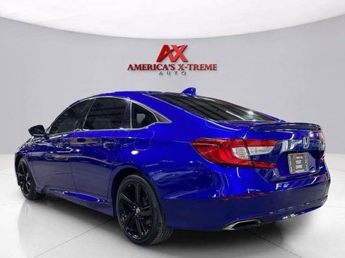Used 2018 Honda Accord Sport image 4
