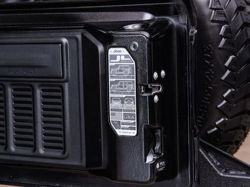 Used 2021 Jeep Wrangler Unlimited Sport image 84