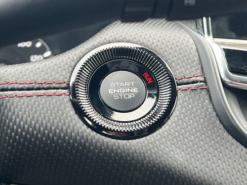 Used 2024 Jeep Compass Trailhawk image 33