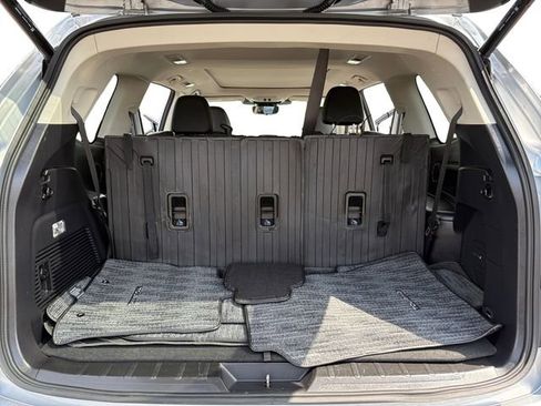 Used 2023 Subaru Ascent Touring AWD/4WD image 12