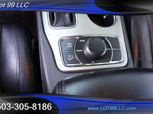 Used 2018 Jeep Grand Cherokee Limited AWD/4WD image 25