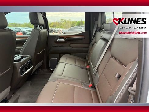 Used 2023 GMC Sierra 1500 Denali AWD/4WD image 7