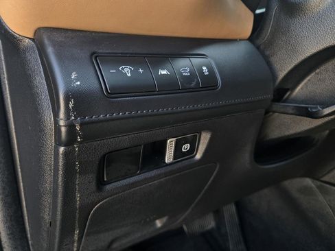 Used 2023 Hyundai Santa Fe Calligraphy image 21