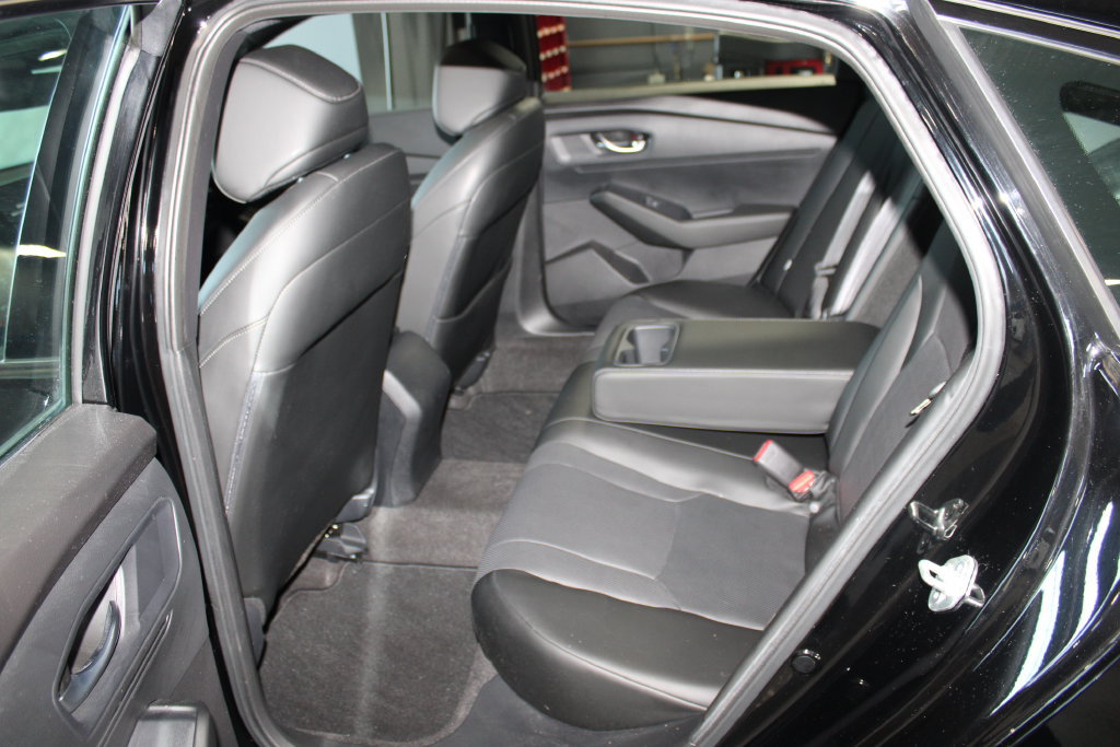 Used 2024 Honda Accord Sport image 10