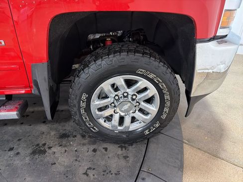 Used 2019 Chevrolet Silverado 3500 LT w/ LT Convenience Package image 34