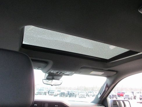 New 2026 GMC Sierra 1500 AT4 w/ AT4 Premium Package image 18