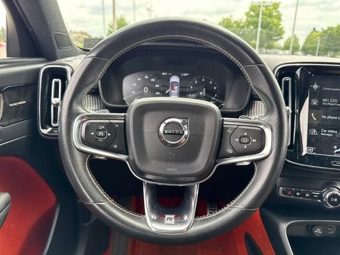 Used 2019 Volvo XC40 T5 R-Design AWD/4WD image 18