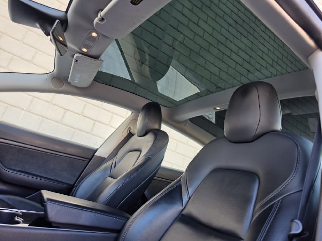 Used 2020 Tesla Model 3 Performance AWD/4WD image 20