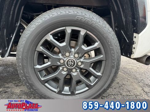 Used 2022 Toyota Tundra Platinum image 6