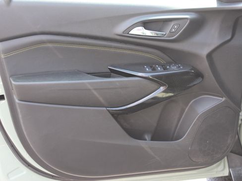 Used 2025 Chevrolet Trax ACTIV w/ Driver Confidence Package FWD image 12