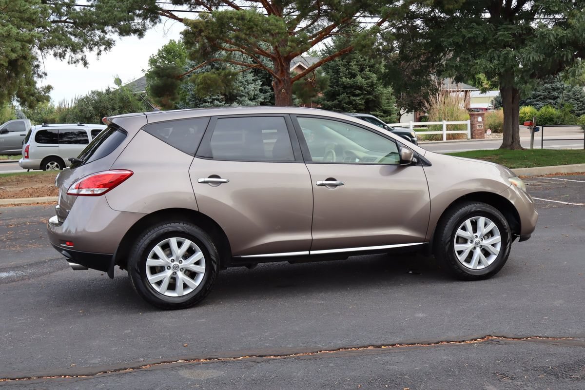 Used 2013 Nissan Murano S AWD/4WD image 4