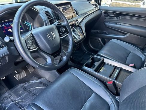 Certified 2024 Honda Odyssey Elite image 11