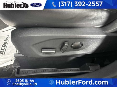 Used 2024 Ford Edge Titanium AWD/4WD image 12