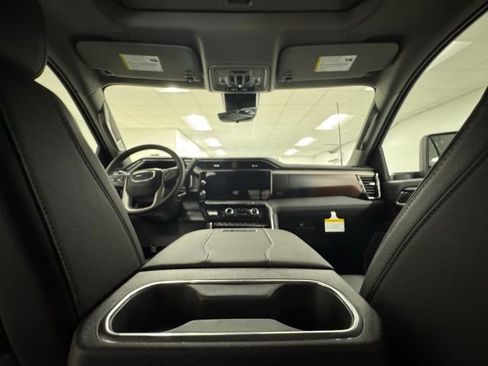 New 2026 GMC Sierra 2500 Denali w/ Denali Reserve Package image 12